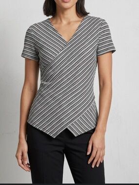 SEVEN7 Blouses size L Striped Wrap-Detail Short Sleeve Top in Black & White